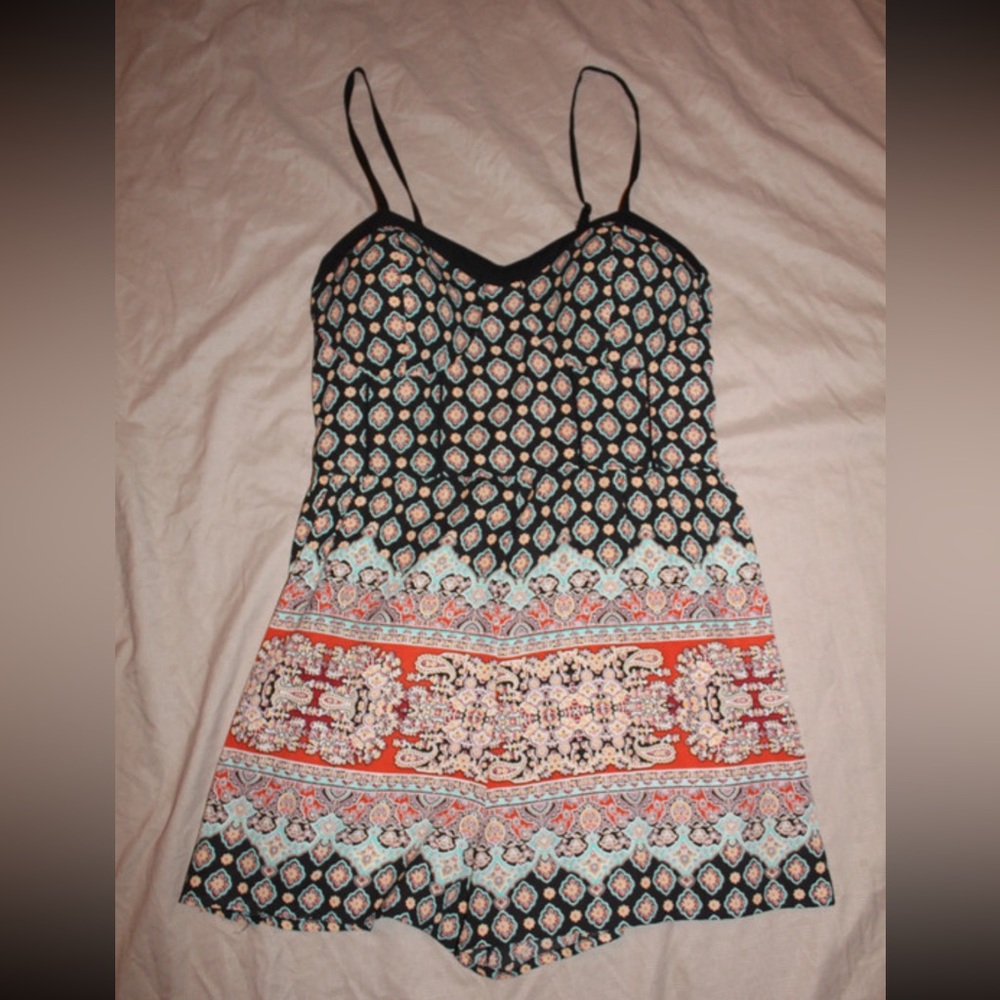 Adorable Boho Mehndi Style Romper!!! Sweetheart Neckline ♥️